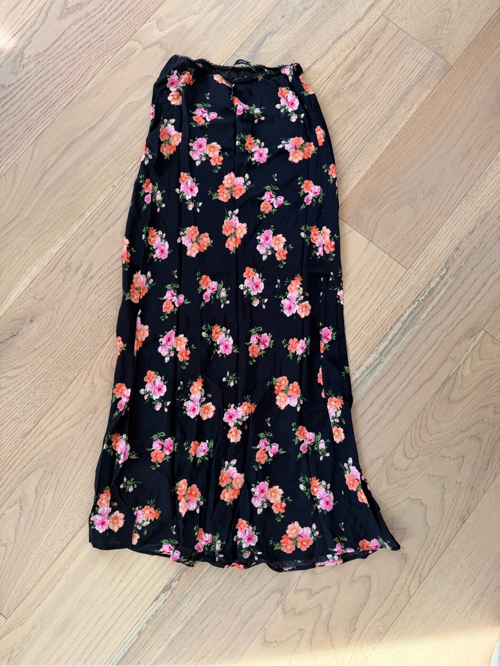 Mango (MNG) Woman’s XXS-XS - Black Floral Maxi Skirt with Pink and Orange Blooms